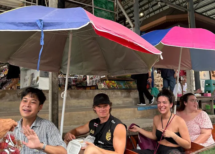 Hostel Here We Go Bangkok